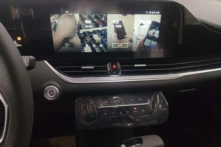 Used Bestune B70 2022 Third Generation 1.5T Automatic Enjoyment Version Audio And AC Panel