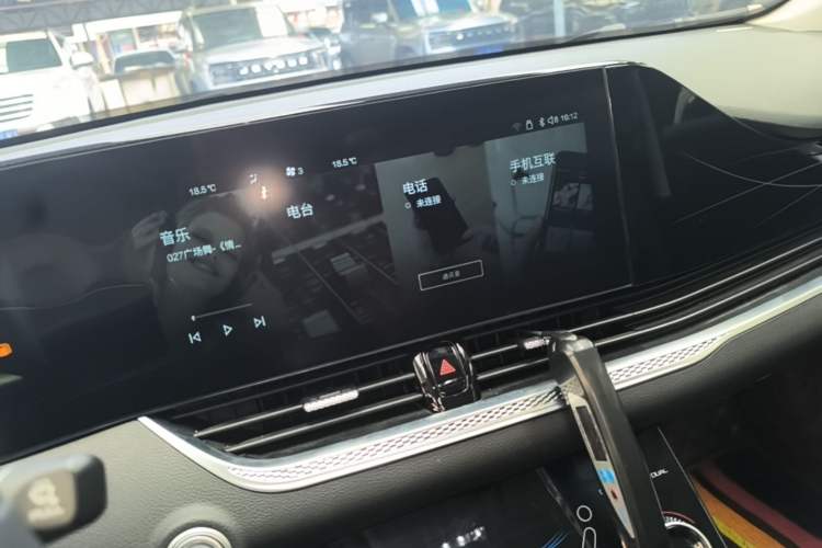 Used Bestune B70 2022 Third Generation 1.5T Automatic Enjoyment Version Audio And AC Panel