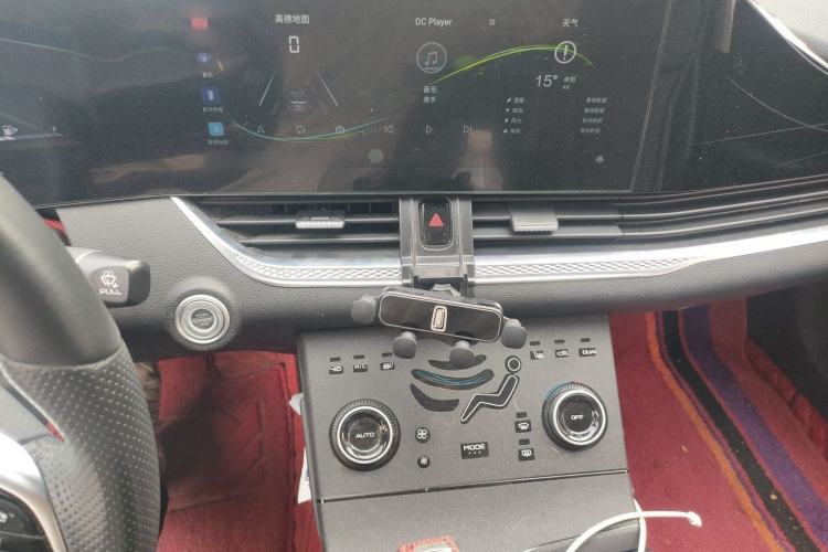 Used Bestune B70 2022 Third Generation 1.5T Automatic Enjoyment Version Audio And AC Panel
