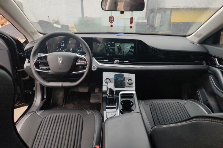 Used Bestune B70 2022 Third Generation 1.5T Automatic Enjoyment Version Center Console