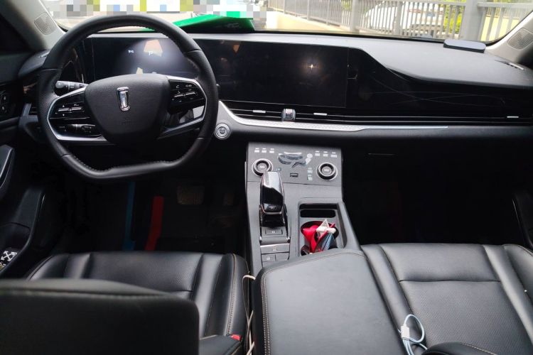 Used Bestune B70 2022 Third Generation 1.5T Automatic Enjoyment Version Center Console