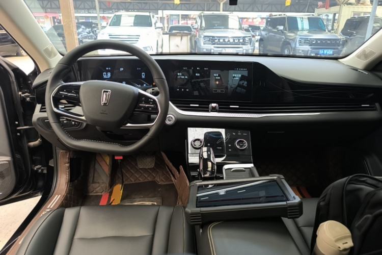 Used Bestune B70 2022 Third Generation 1.5T Automatic Enjoyment Version Center Console