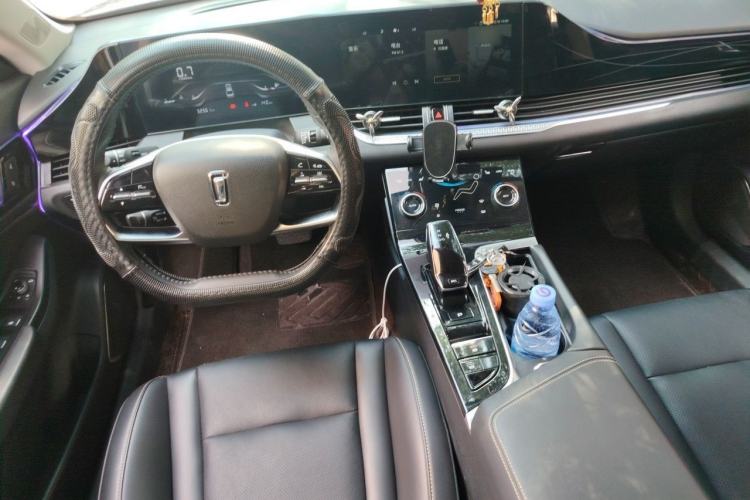 Used Bestune B70 2022 Third Generation 1.5T Automatic Enjoyment Version Center Console