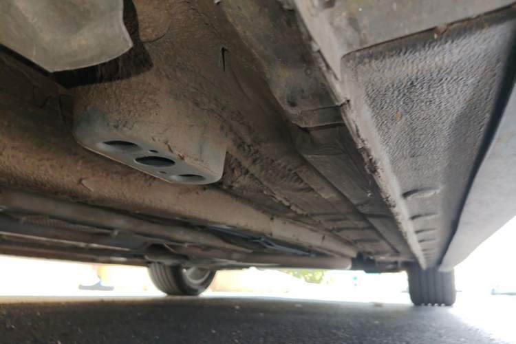Used Bestune B70 2022 Third Generation 1.5T Automatic Enjoyment Version Chassis Front Left