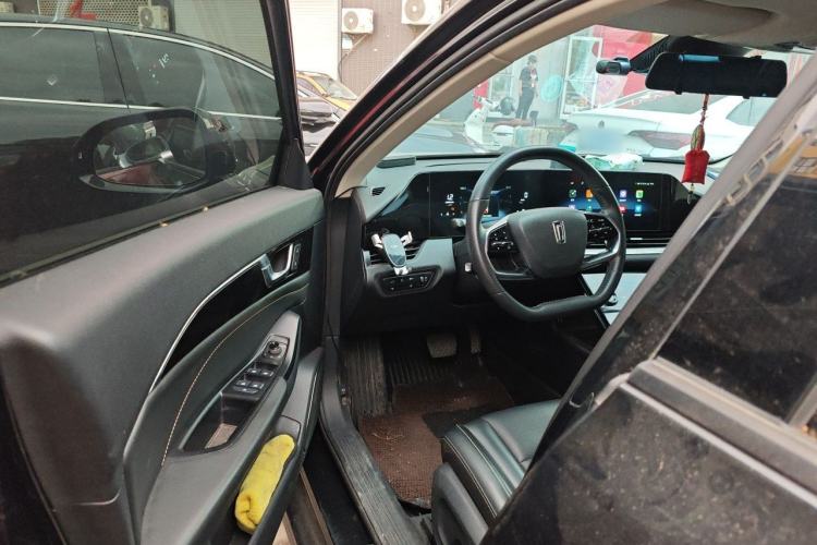 Used Bestune B70 2022 Third Generation 1.5T Automatic Premium Edition Driver Seat