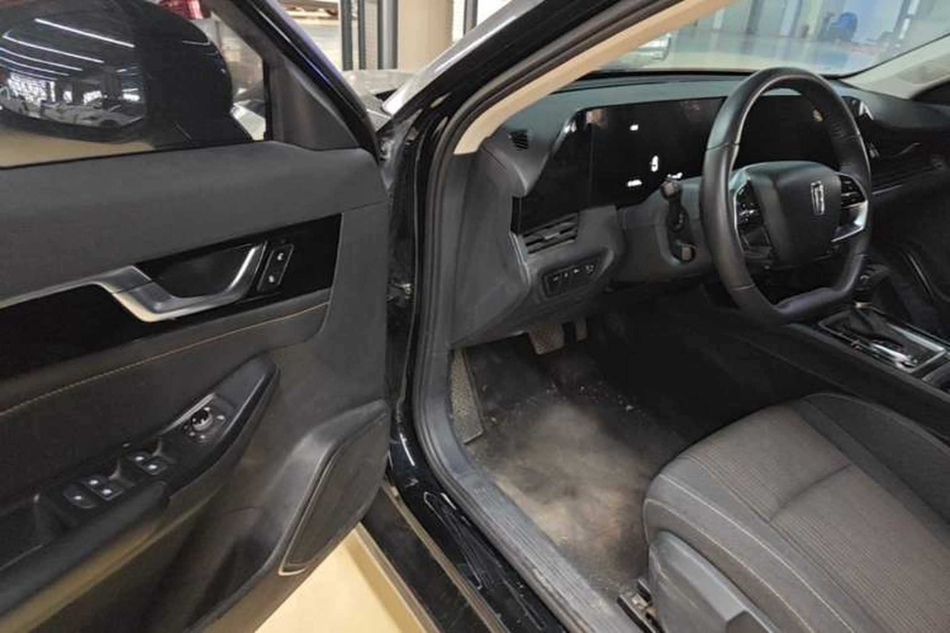 Used Bestune B70 2022 Third Generation 1.5T Automatic Enjoyment Version Driver Seat