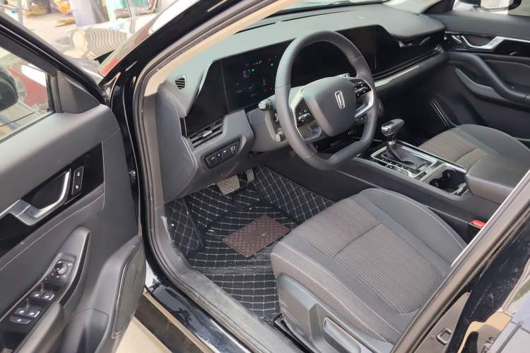 Used Bestune B70 2022 Third Generation 1.5T Automatic Enjoyment Version Driver Seat