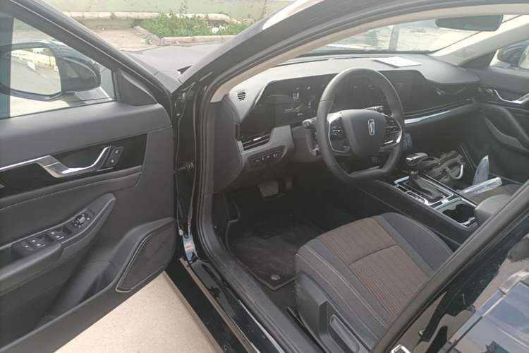 Used Bestune B70 2022 Third Generation 1.5T Automatic Enjoyment Version Driver Seat