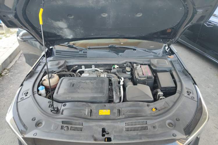 Used Bestune B70 2022 Third Generation 1.5T Automatic Premium Edition Engine Bay