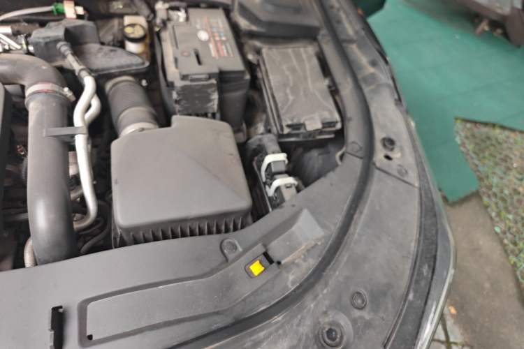 Used Bestune B70 2022 Third Generation 1.5T Automatic Premium Edition Engine Bay Left
