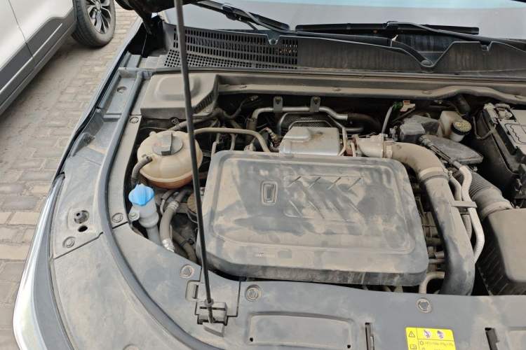 Used Bestune B70 2022 Third Generation 1.5T Automatic Premium Edition Engine Bay Right