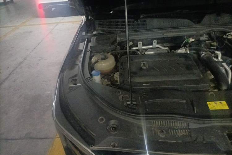 Used Bestune B70 2022 Third Generation 1.5T Automatic Enjoyment Version Engine Bay Right