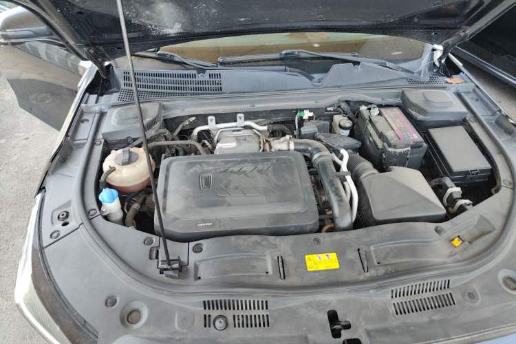 Used Bestune B70 2022 Third Generation 1.5T Automatic Premium Edition Engine Bay Right