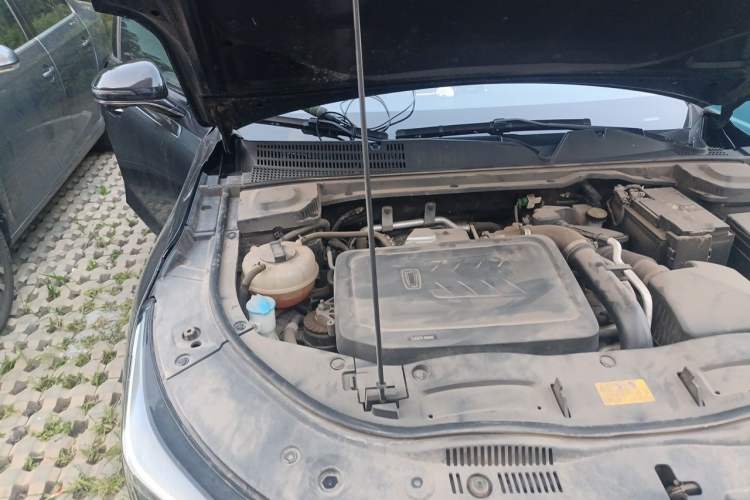 Used Bestune B70 2022 Third Generation 1.5T Automatic Premium Edition Engine Bay Right