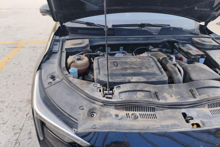 Used Bestune B70 2022 Third Generation 1.5T Automatic Premium Edition Engine Bay Right