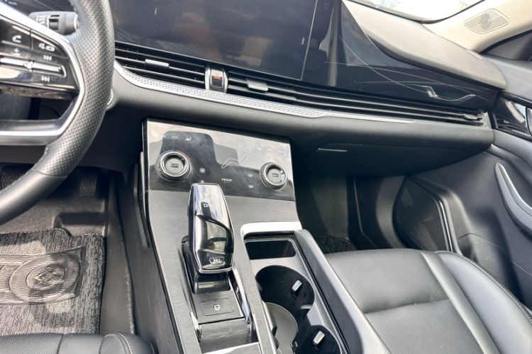 Used Bestune B70 2022 Third Generation 1.5T Automatic Enjoyment Version Gear Lever