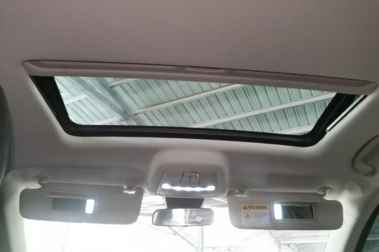 Used Bestune B70 2022 Third Generation 1.5T Automatic Enjoyment Version Headliner