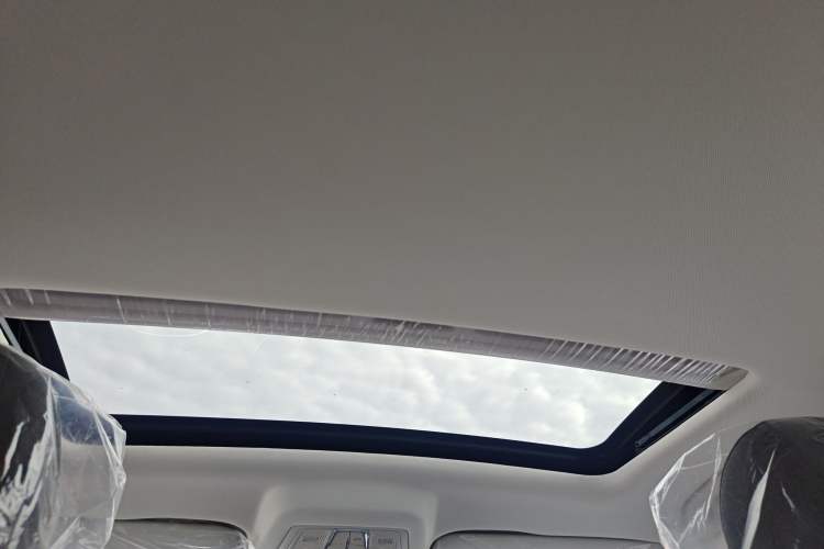 Used Bestune B70 2022 Third Generation 1.5T Automatic Enjoyment Version Headliner