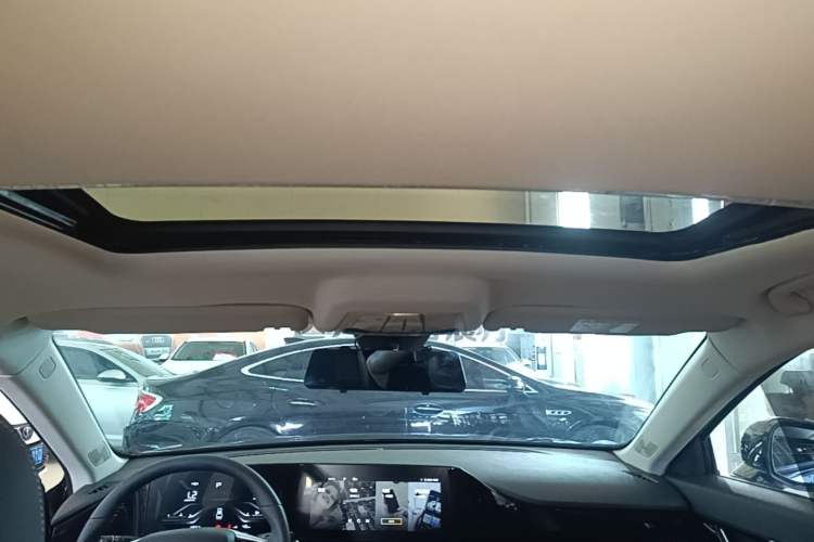 Used Bestune B70 2022 Third Generation 1.5T Automatic Enjoyment Version Headliner