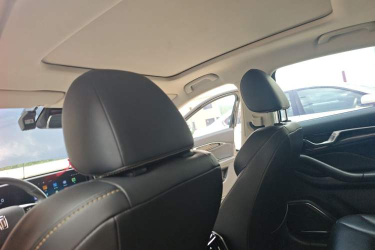 Used Bestune B70 2022 Third Generation 1.5T Automatic Premium Edition Headliner