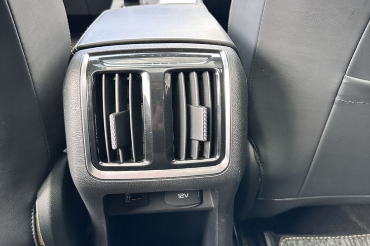 Used Bestune B70 2022 Third Generation 1.5T Automatic Enjoyment Version Interior 1