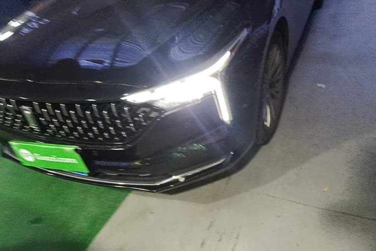 Used Bestune B70 2022 Third Generation 1.5T Automatic Premium Edition Left Front Headlight