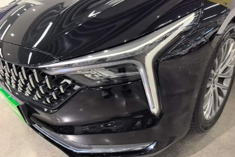 Used Bestune B70 2022 Third Generation 1.5T Automatic Enjoyment Version Left Front Headlight