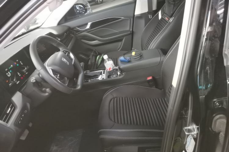 Used Bestune B70 2022 Third Generation 1.5T Automatic Enjoyment Version Left Front Seat