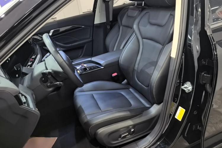 Used Bestune B70 2022 Third Generation 1.5T Automatic Enjoyment Version Left Front Seat