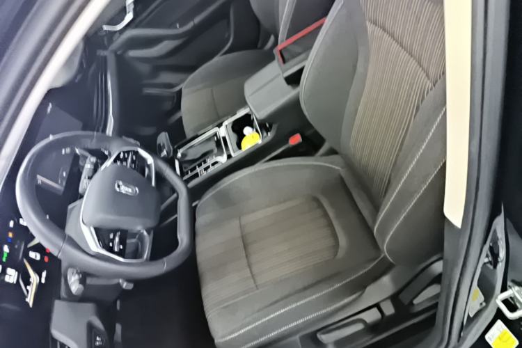 Used Bestune B70 2022 Third Generation 1.5T Automatic Enjoyment Version Left Front Seat