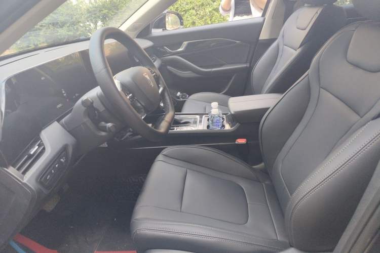 Used Bestune B70 2022 Third Generation 1.5T Automatic Enjoyment Version Left Front Seat