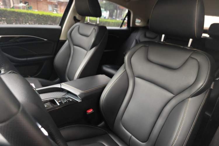 Used Bestune B70 2022 Third Generation 1.5T Automatic Premium Edition Left Front Seat