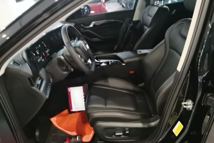 Used Bestune B70 2022 Third Generation 1.5T Automatic Enjoyment Version Left Front Seat