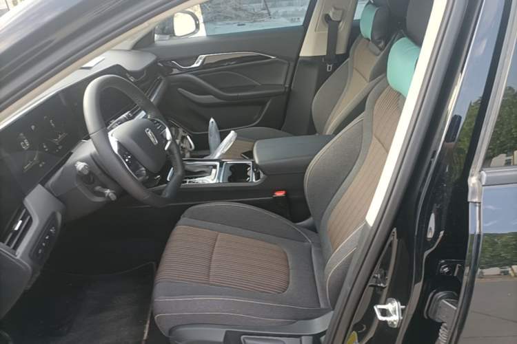 Used Bestune B70 2022 Third Generation 1.5T Automatic Enjoyment Version Left Front Seat