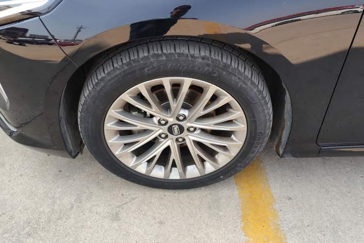 Used Bestune B70 2022 Third Generation 1.5T Automatic Enjoyment Version Left Front Wheel Hub