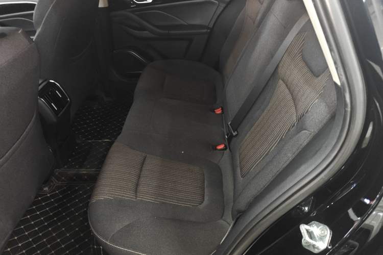 Used Bestune B70 2022 Third Generation 1.5T Automatic Enjoyment Version Left Rear Seat