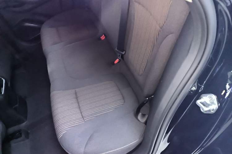 Used Bestune B70 2022 Third Generation 1.5T Automatic Enjoyment Version Left Rear Seat