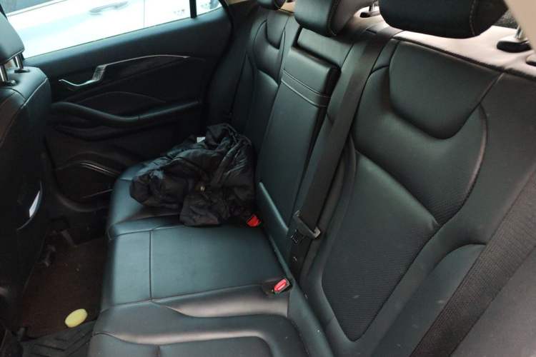Used Bestune B70 2022 Third Generation 1.5T Automatic Premium Edition Left Rear Seat