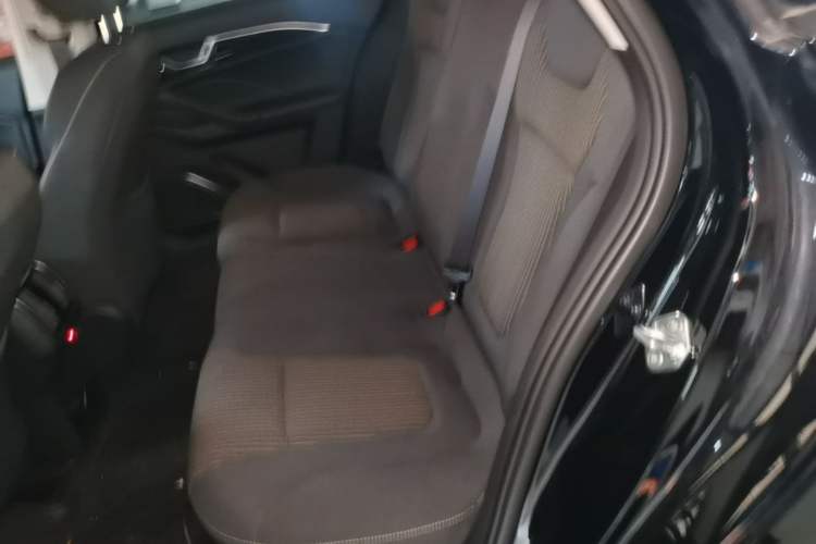 Used Bestune B70 2022 Third Generation 1.5T Automatic Enjoyment Version Left Rear Seat