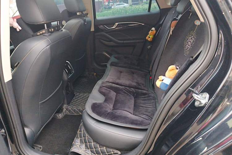Used Bestune B70 2022 Third Generation 1.5T Automatic Enjoyment Version Left Rear Seat