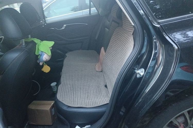 Used Bestune B70 2022 Third Generation 1.5T Automatic Premium Edition Left Rear Seat