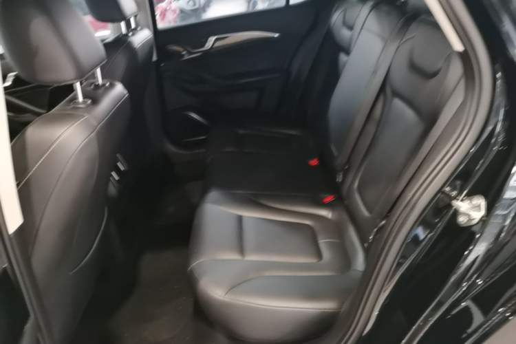 Used Bestune B70 2022 Third Generation 1.5T Automatic Enjoyment Version Left Rear Seat