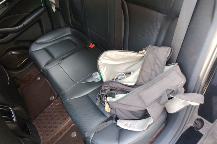 Used Bestune B70 2022 Third Generation 1.5T Automatic Enjoyment Version Left Rear Seat