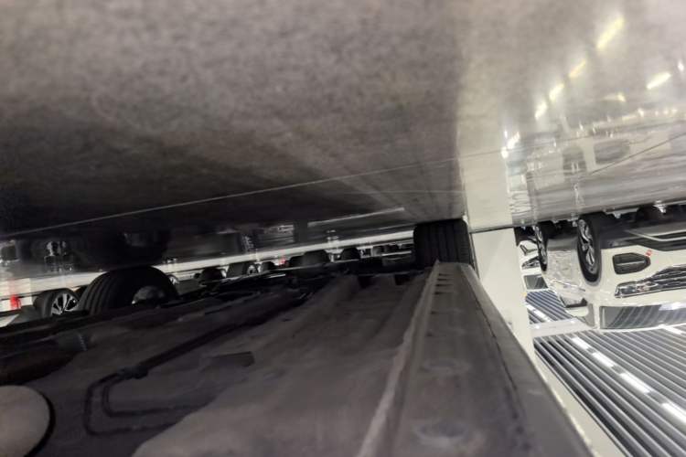 Used Bestune B70 2022 Third Generation 1.5T Automatic Enjoyment Version Left Side Sill