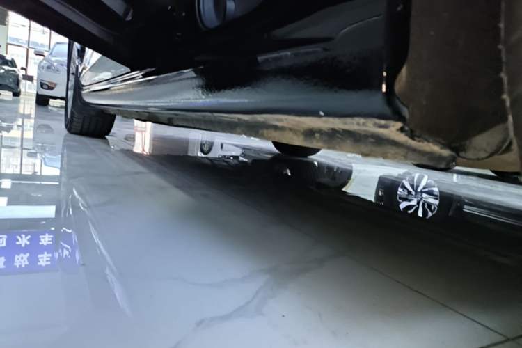 Used Bestune B70 2022 Third Generation 1.5T Automatic Enjoyment Version Left Side Sill