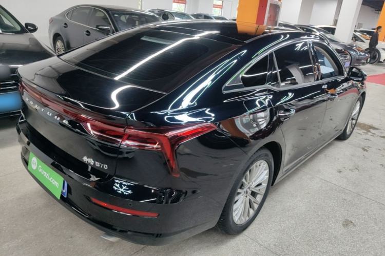 Used Bestune B70 2022 Third Generation 1.5T Automatic Enjoyment Version Rear Right 45 Deg