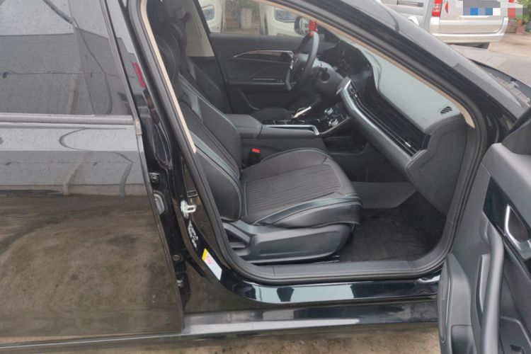Used Bestune B70 2022 Third Generation 1.5T Automatic Enjoyment Version Right Front Seat