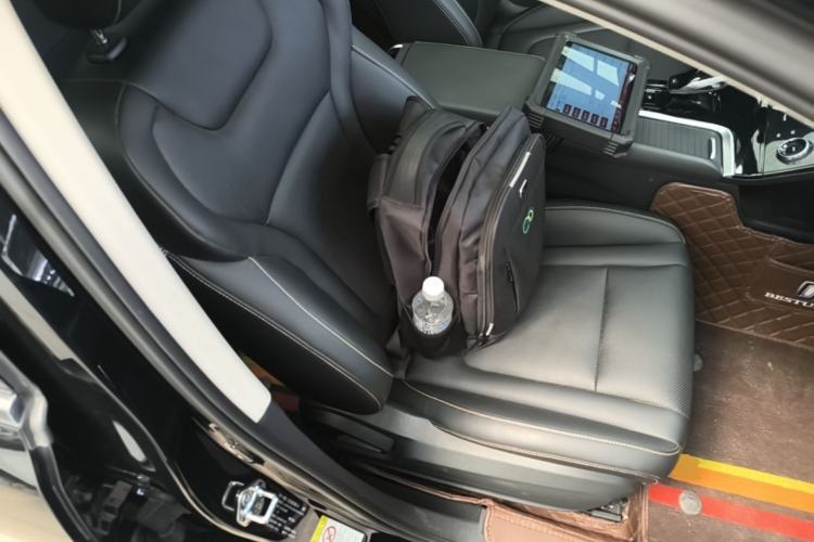 Used Bestune B70 2022 Third Generation 1.5T Automatic Enjoyment Version Right Front Seat