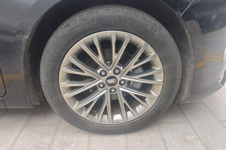 Used Bestune B70 2022 Third Generation 1.5T Automatic Enjoyment Version Right Front Wheel Hub