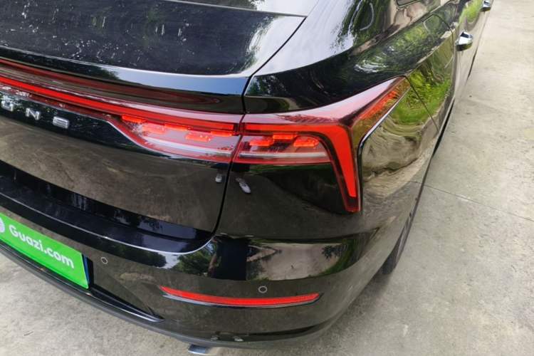 Used Bestune B70 2022 Third Generation 1.5T Automatic Enjoyment Version Right Rear Taillight